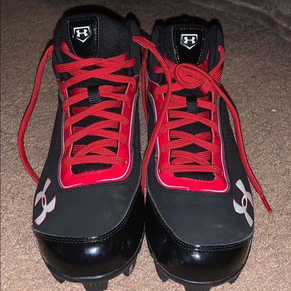 Under Armour Baseball/Softball Cleats - Picture 5 of 6